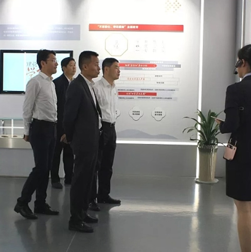 客户参观荣誉工厂